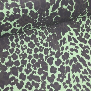 Tela Gabardina con Elastano Animal Print Verde